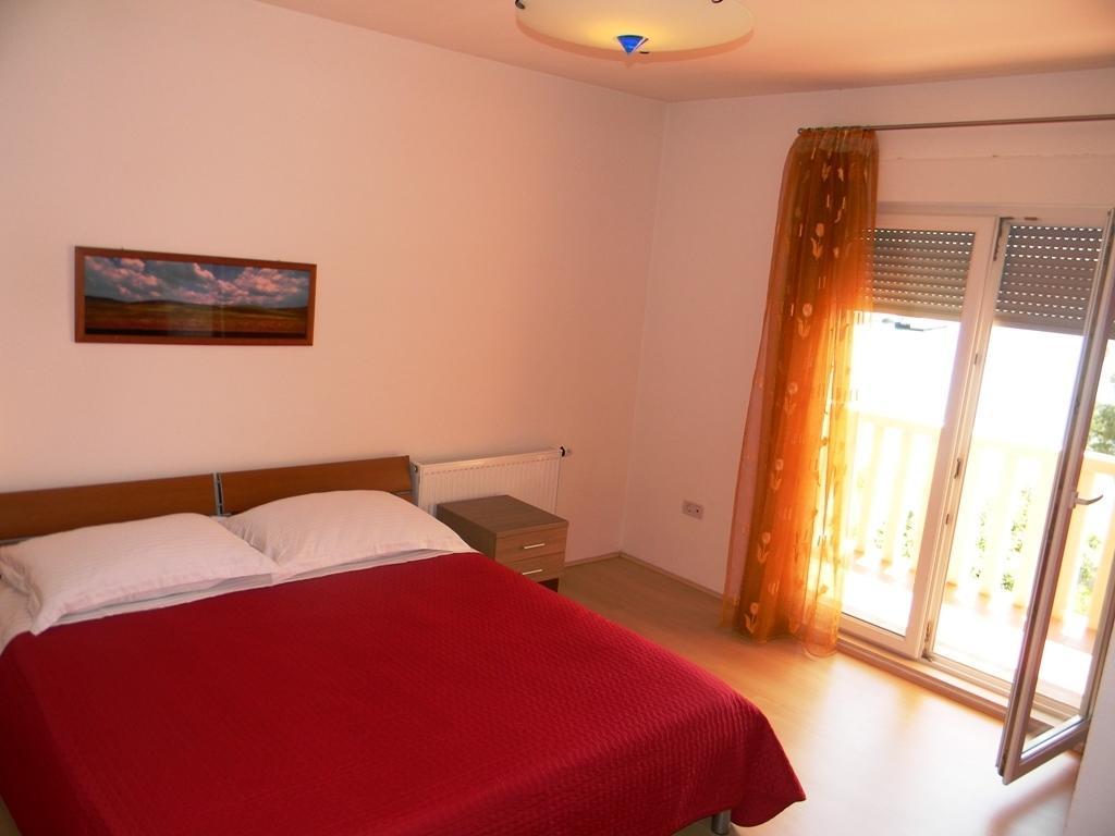 Luxury Cream Apartmán *